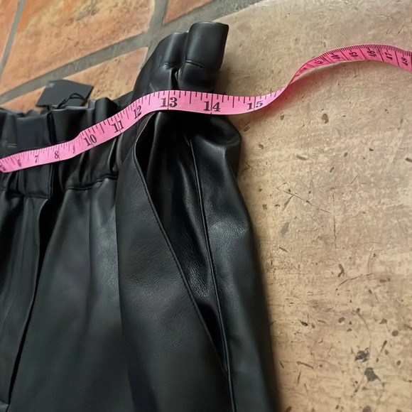 New ✨ LUCY PARIS Faux Leather Paperbag Short Size S Black MSRP$68 - Picture 5 of 11